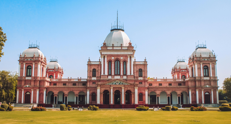 Best time to visit Pakistan Top tourist destinations in Pakistan How to plan a trip to Pakistan Why visit Pakistan Places to visit in Pakistan