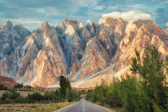 Passu Cones Hunza Valley Northern Pakistan Tour