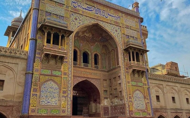 1-Day Heritage Immersion Lahore